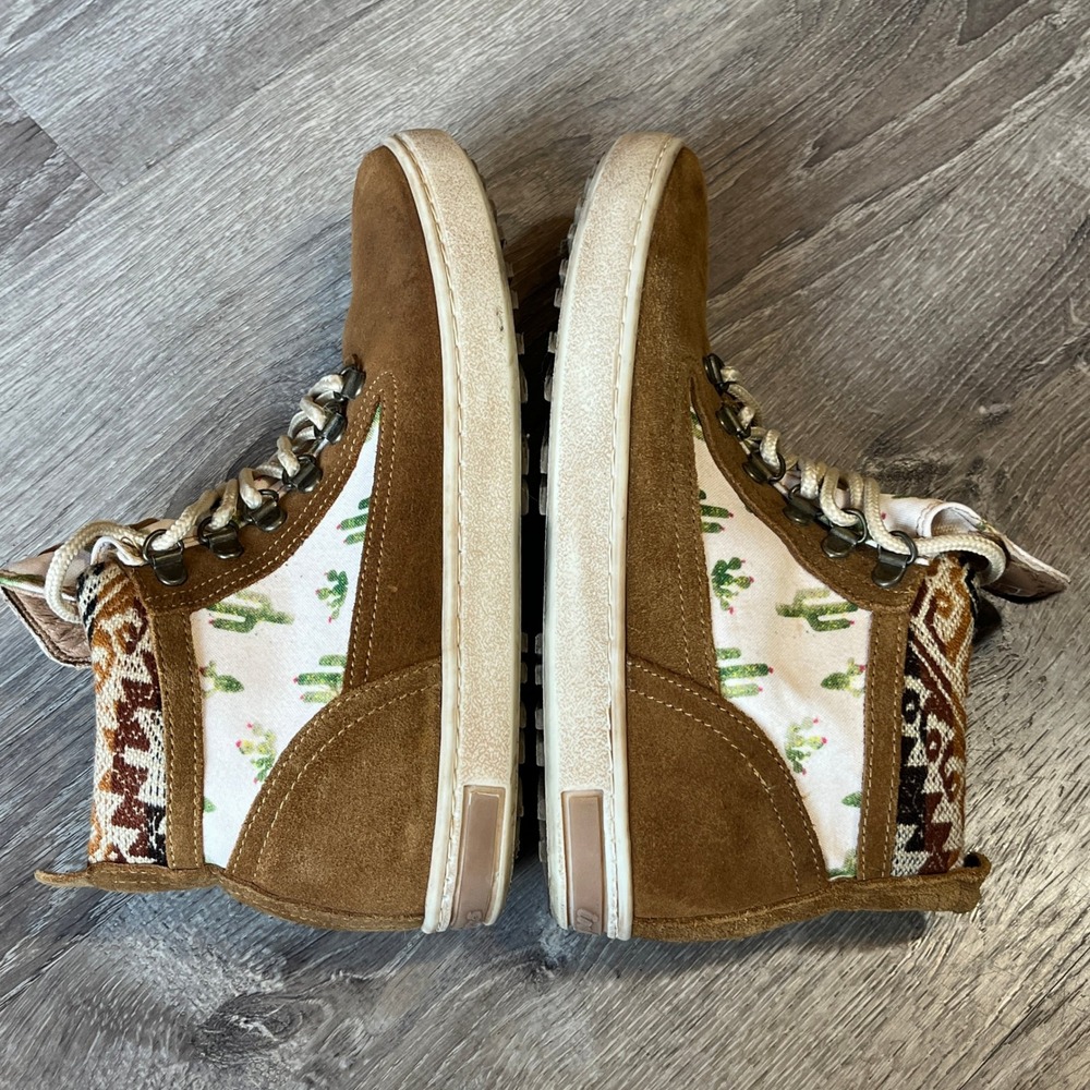 Inkkas Prickly Camping Boots High Top Suede Sneakers Cactus Print Women 9 Men 7